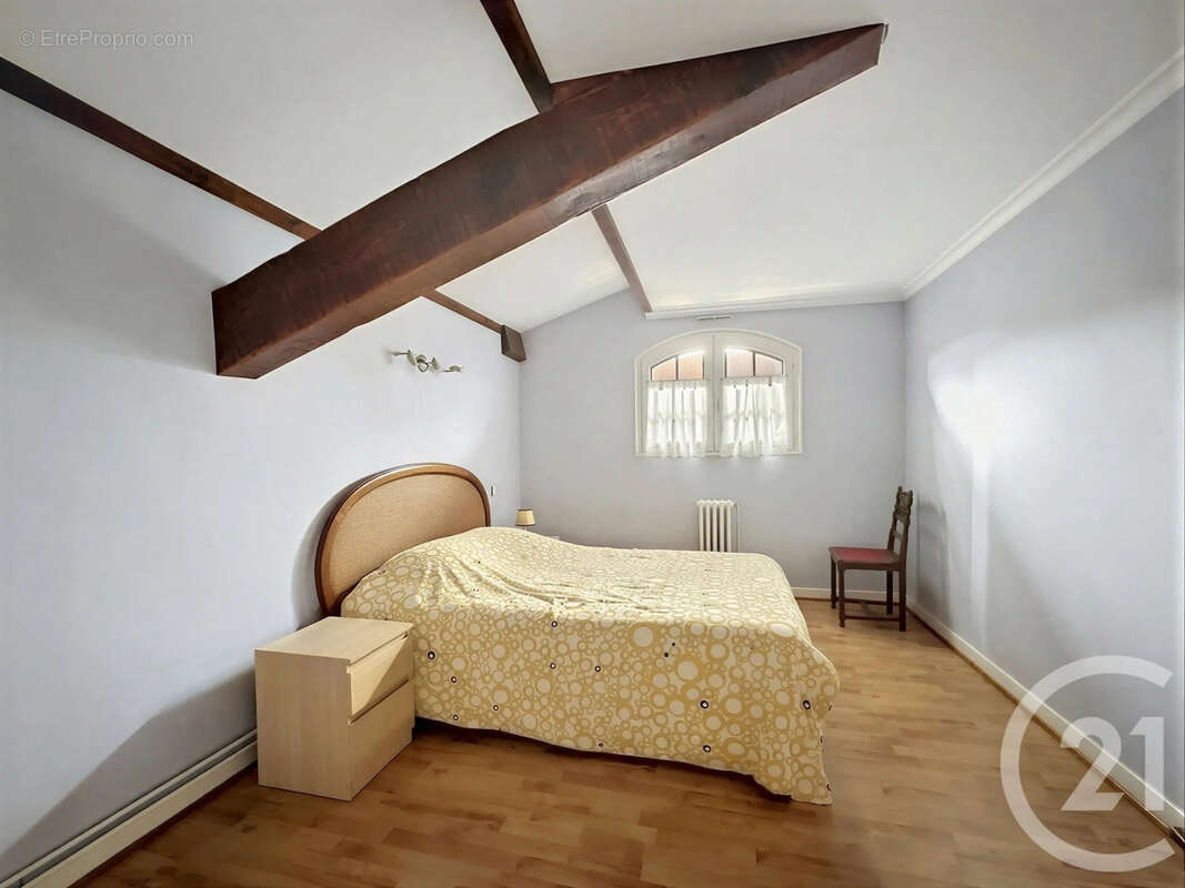 Maison à SALAISE-SUR-SANNE