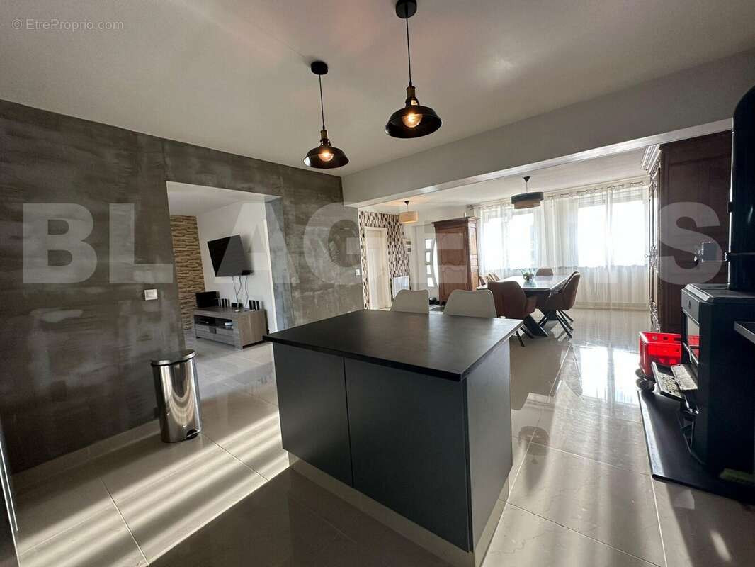 5 - Maison à LETANNE