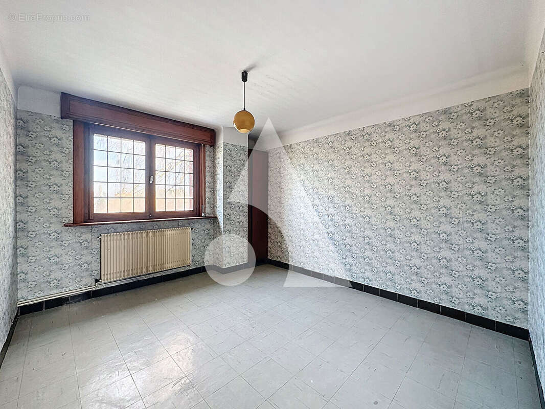 Maison à SAINT-AMAND-LES-EAUX