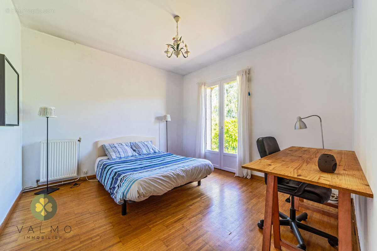 Maison à CIVRY-LA-FORET