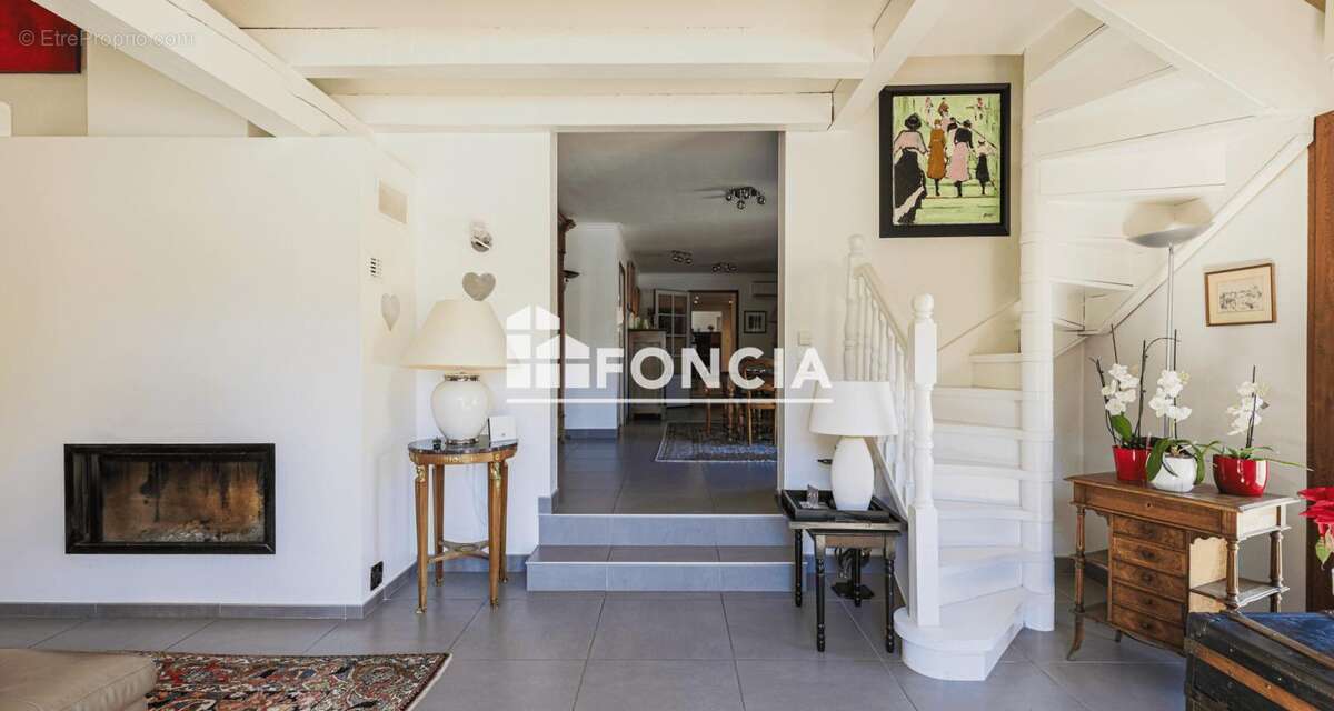 Maison à BRIE-ET-ANGONNES