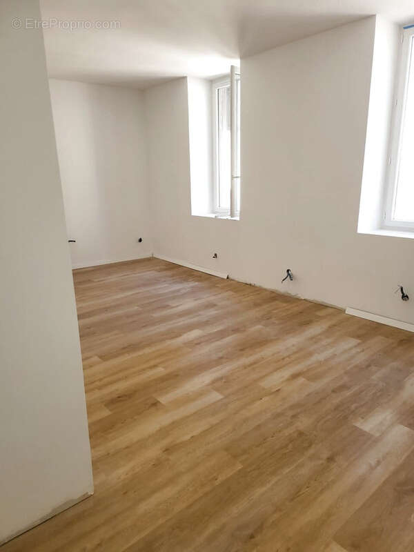 Appartement à BEAUREPAIRE