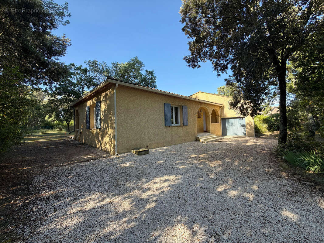 Maison à UZES