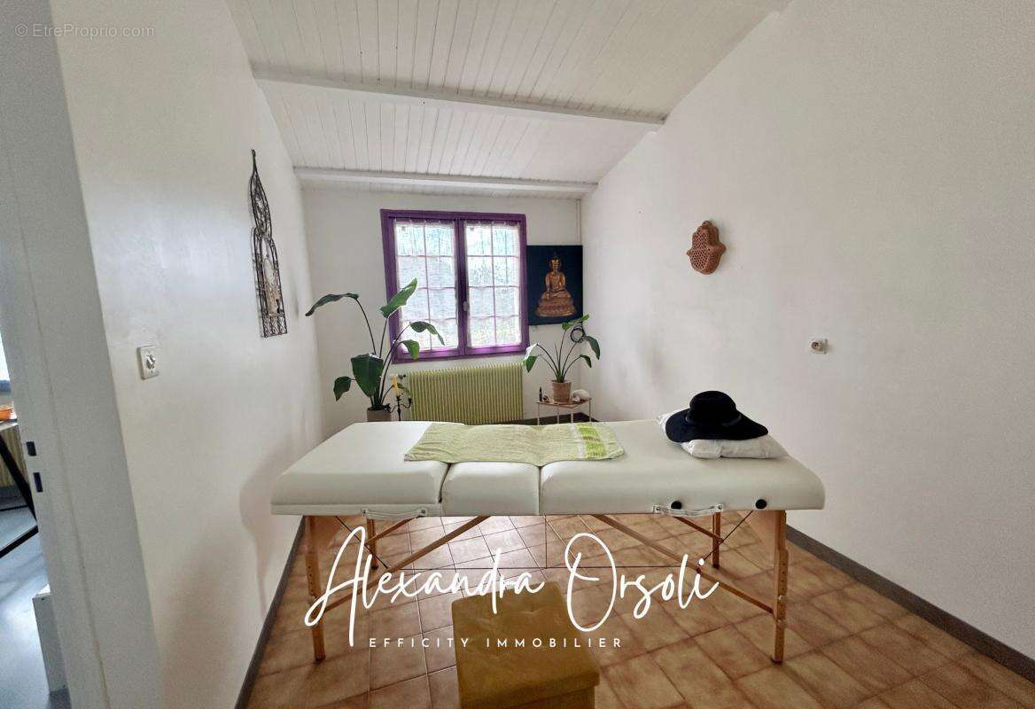 Maison à BELLEVILLE-SUR-VIE