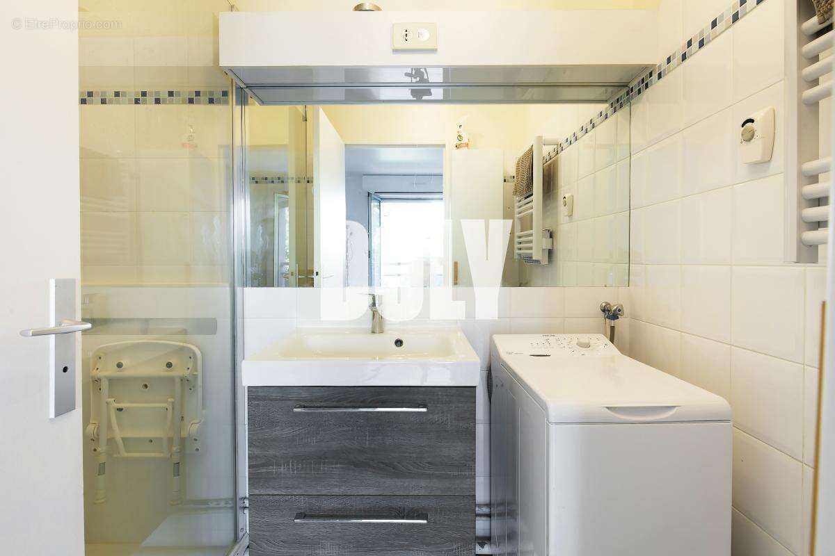 Appartement à MONTROUGE