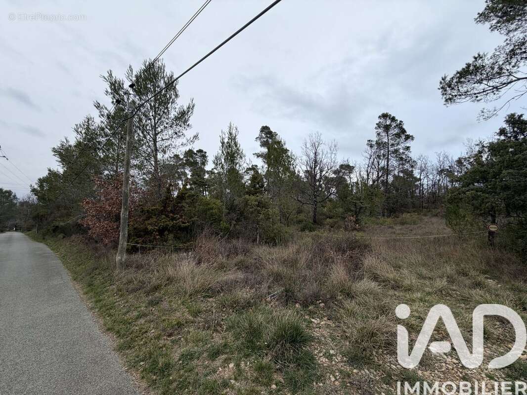 Photo 3 - Terrain à TOURRETTES