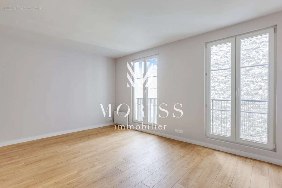 Appartement à PARIS-18E