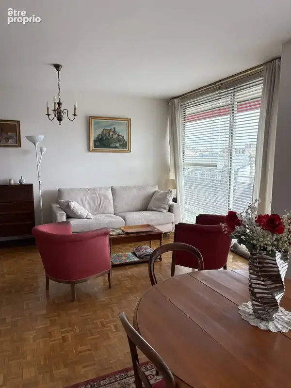 Appartement 4 pièces 90 m² à vendre à Reims (51100) - photo 2