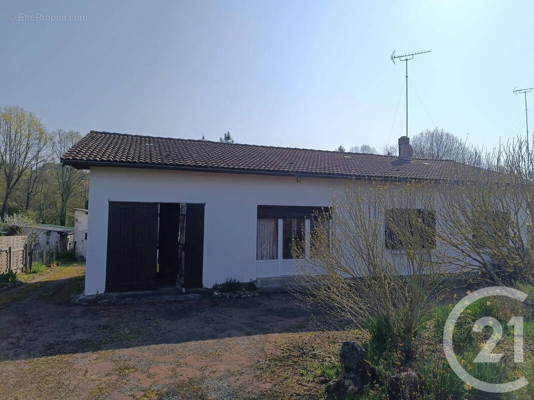 Maison à SAINT-MARTIN-D'ARY