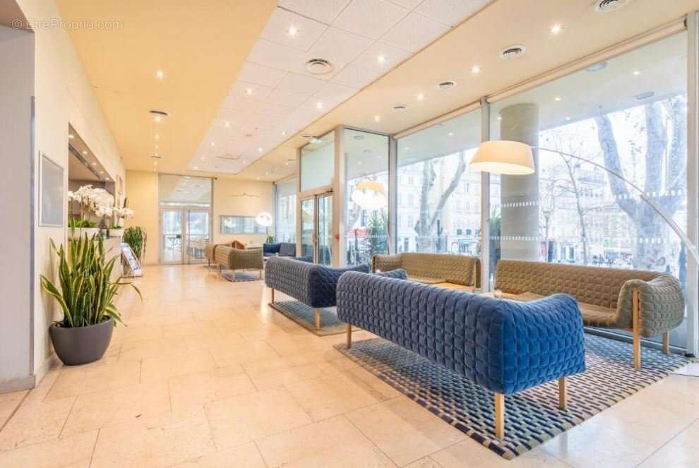 Appartement à MARSEILLE-1E