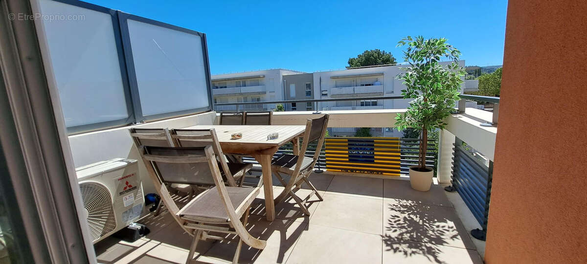Appartement à VITROLLES