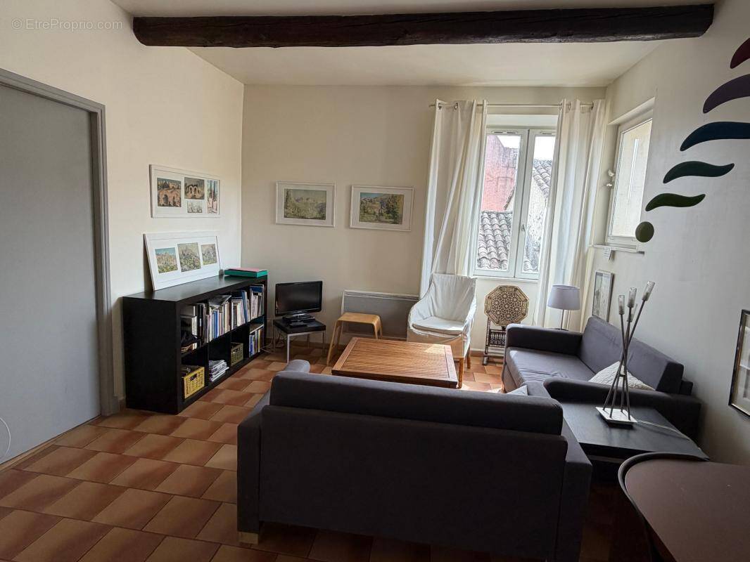Appartement à VAISON-LA-ROMAINE