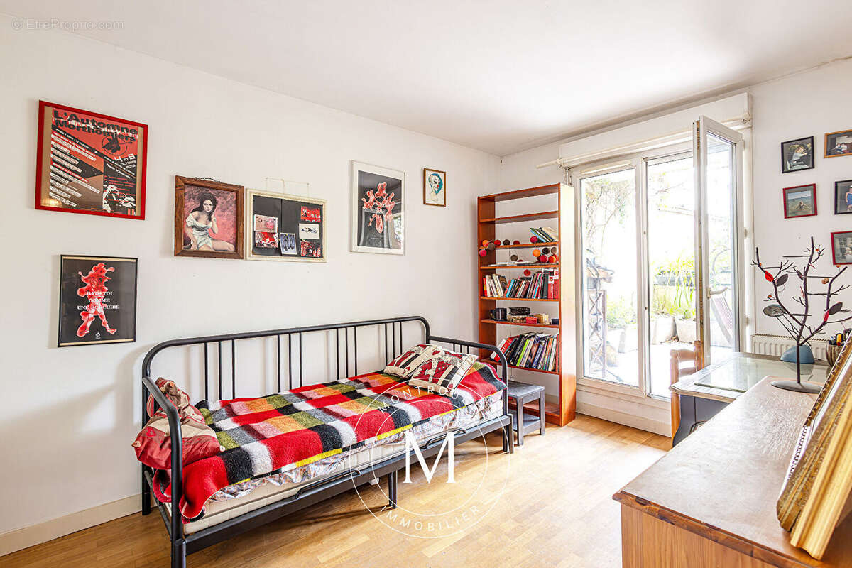 Appartement à MONTROUGE