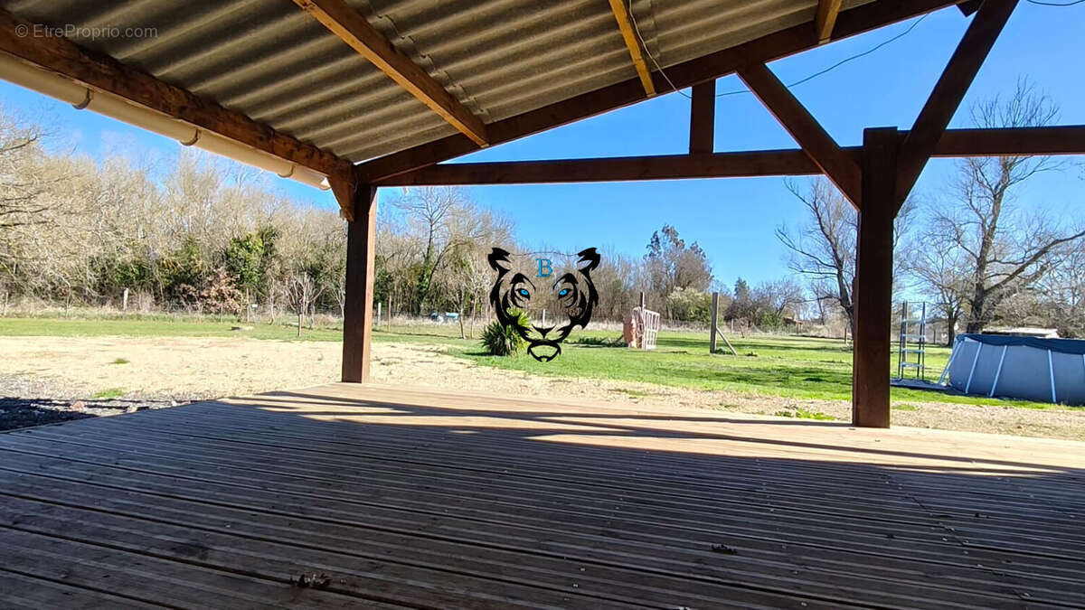 Maison à ROQUEBRUNE-SUR-ARGENS