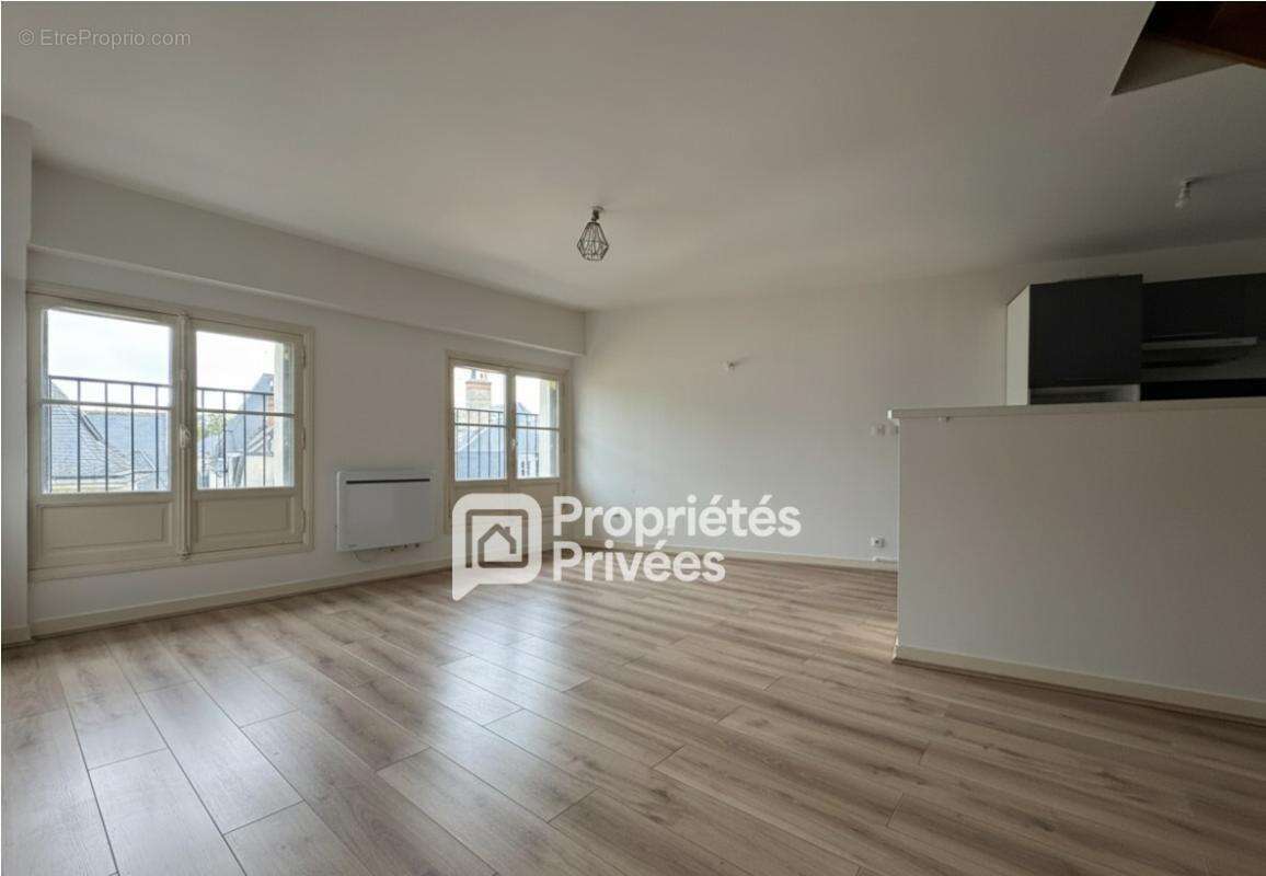 A VENDRE 37000 Appartement DUPLEX Tours centre 4 pièces 75 m2 - photo 2