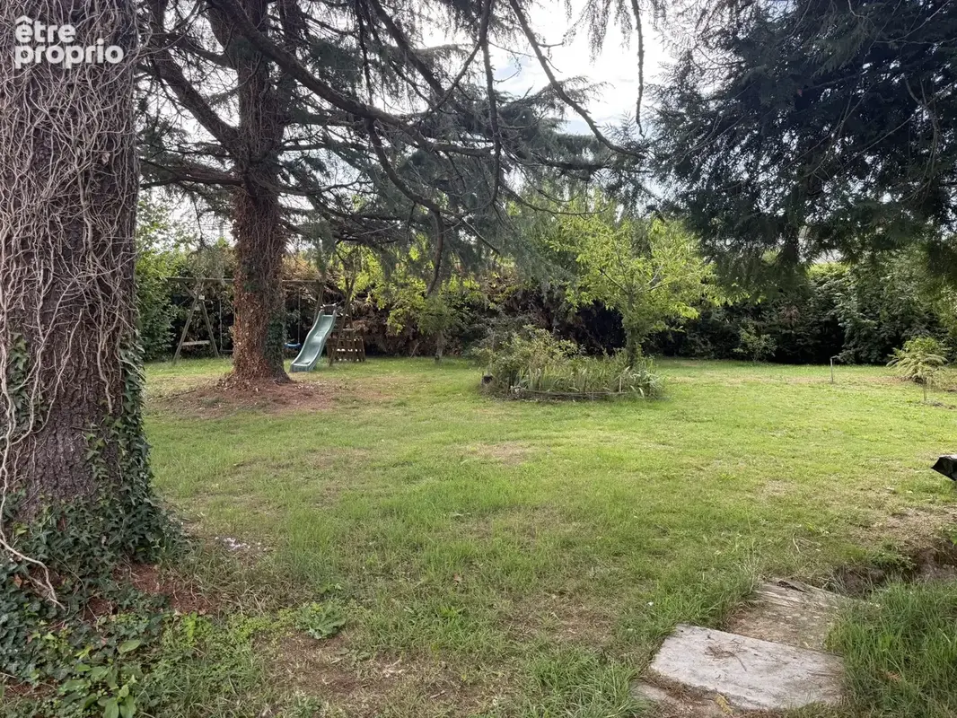 Terrain à PLESSE