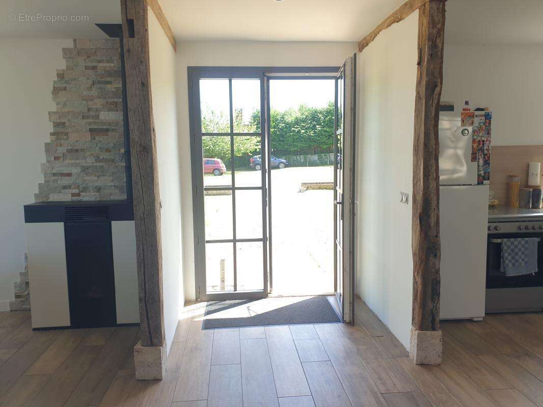 Maison 125 m² à Saint-Philbert-Des-Champs  - photo 4