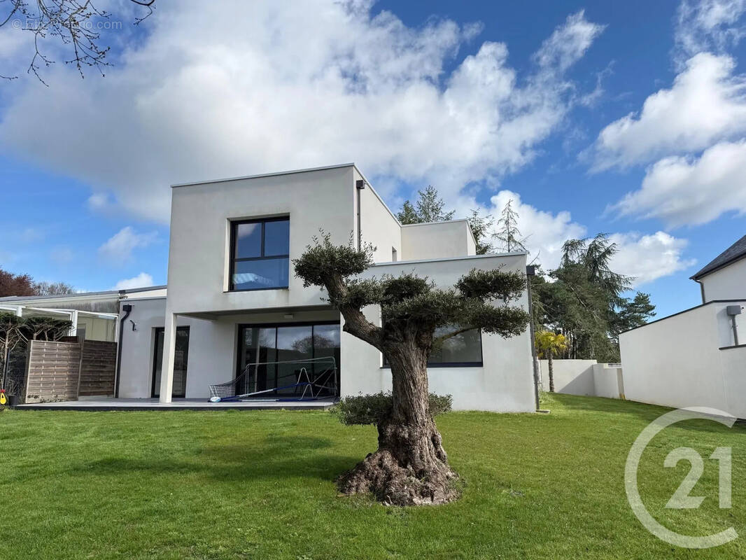 Maison à BOUCHEMAINE