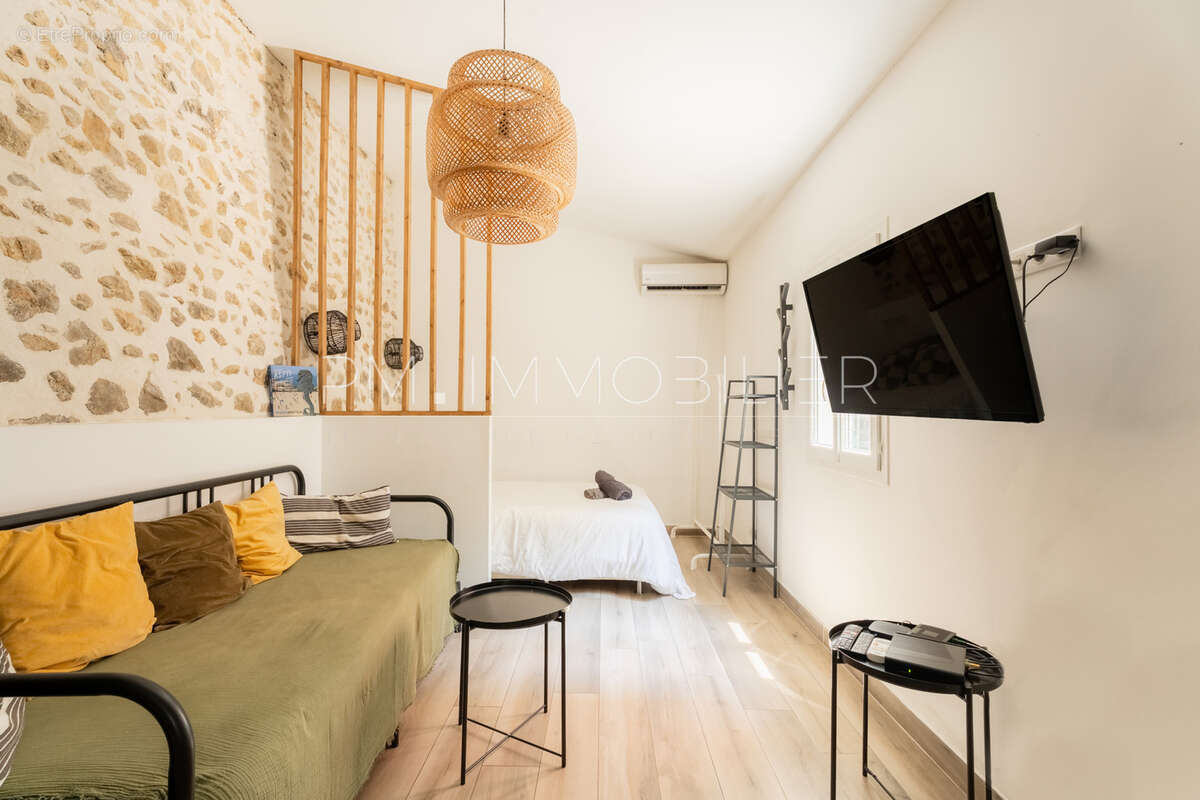 Maison à MARSEILLE-6E