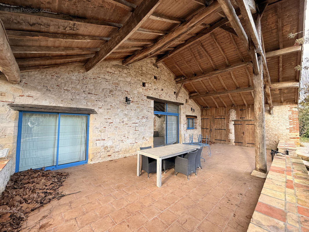 Maison à SAINT-VITE