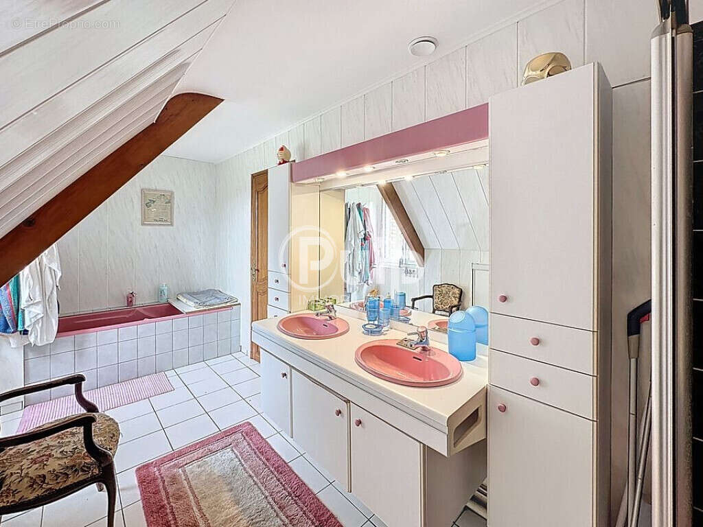 Maison à DOURIEZ