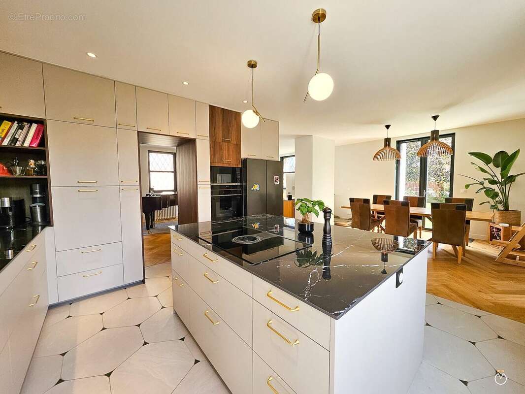 ilot central - Maison à PONT-L&#039;EVEQUE