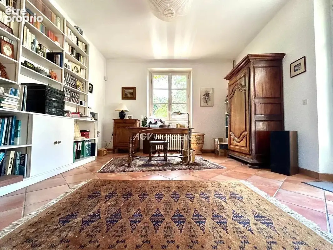 Propriété de charme en pierre avec piscine - 7 chambres - 2 703m² de terrain - photo 5