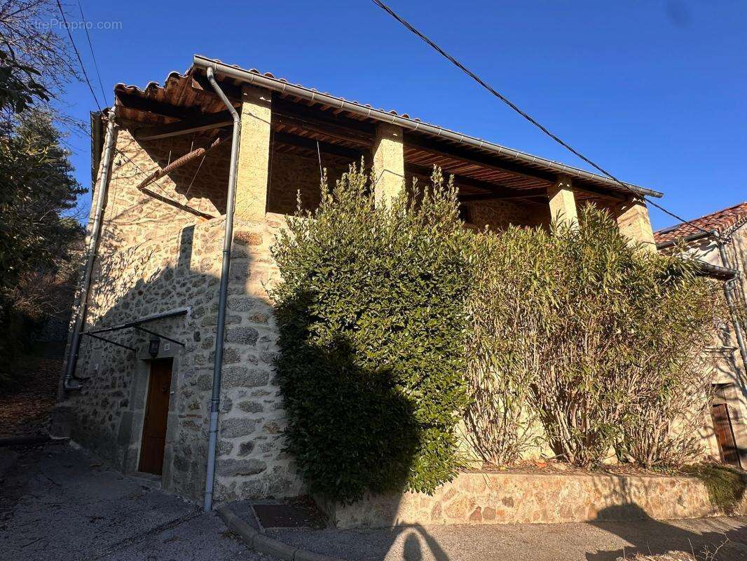 Maison à ROCLES