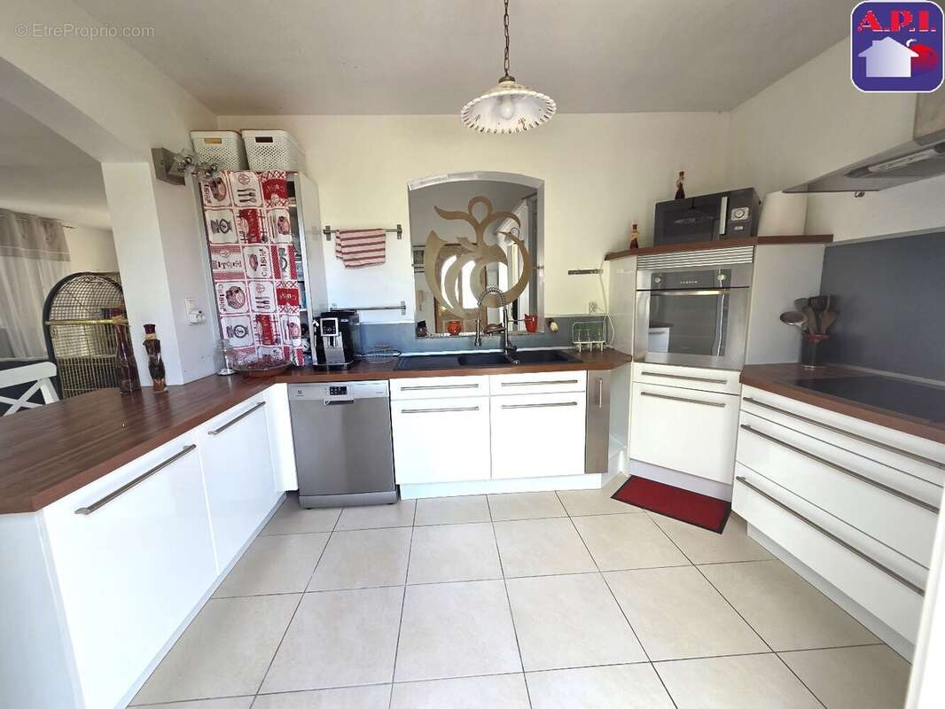 Maison 119 m² à Calmont  - photo 4