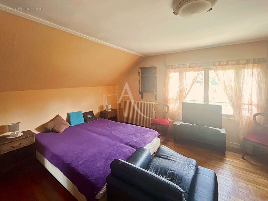 Maison à HARDRICOURT