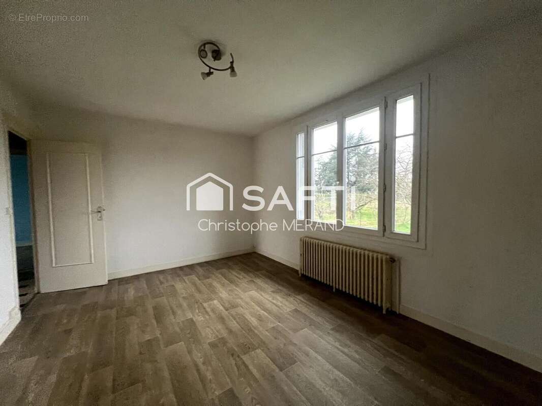 Photo 5 - Maison à DANGE-SAINT-ROMAIN