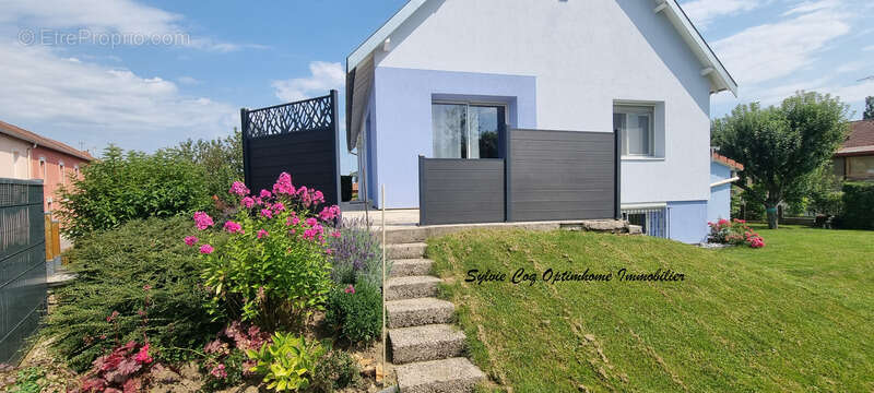 Maison à GIRONCOURT-SUR-VRAINE