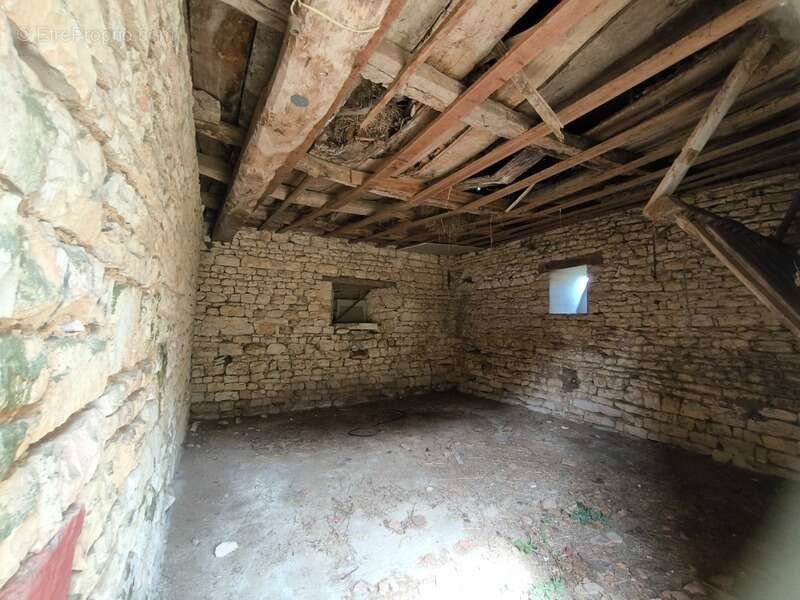 Maison à VERTEUIL-SUR-CHARENTE