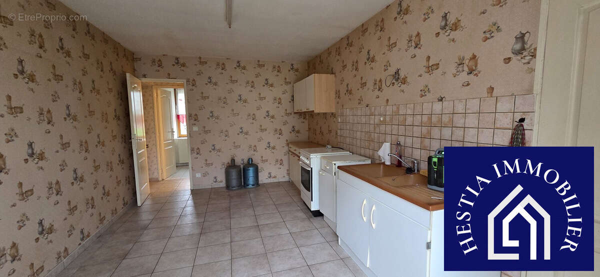 Maison à TORCY-ET-POULIGNY