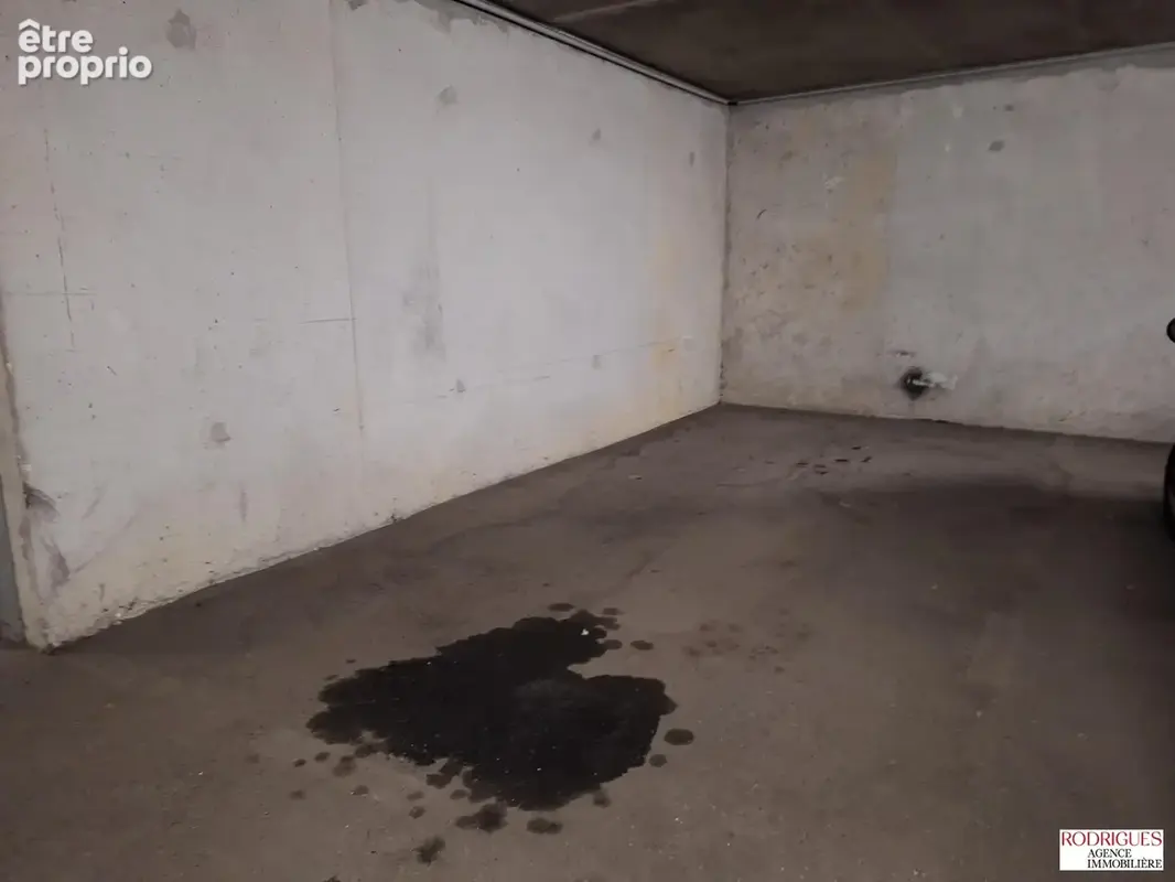 Parking 12 m² à Poitiers  - photo 2