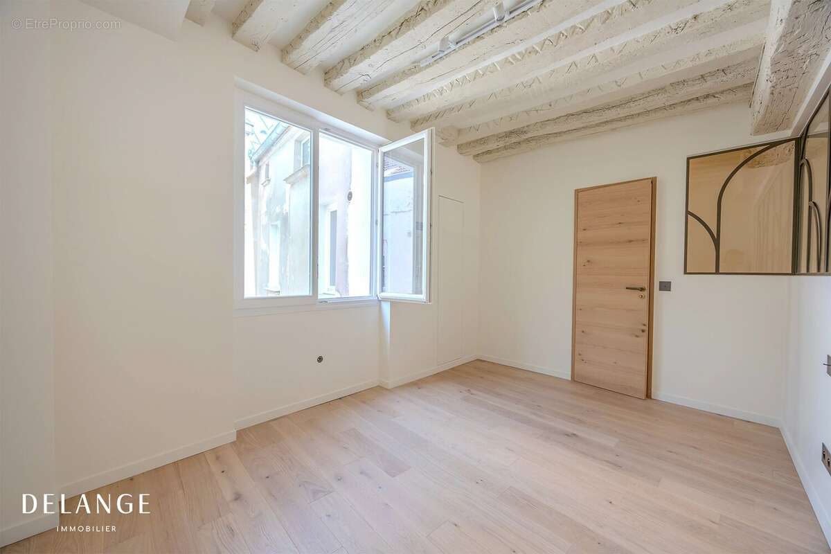Appartement à PARIS-5E