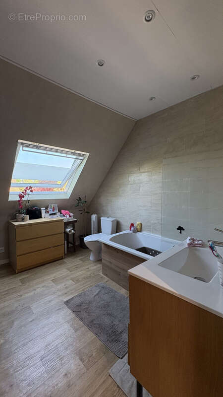 Maison à CIRES-LES-MELLO