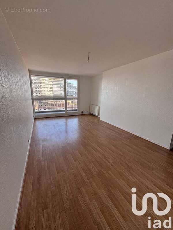 Photo 3 - Appartement à LES LILAS