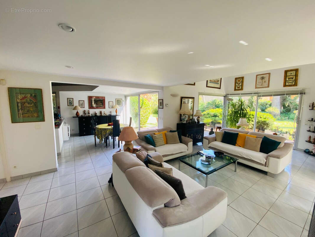 Maison à SAINT-CYPRIEN