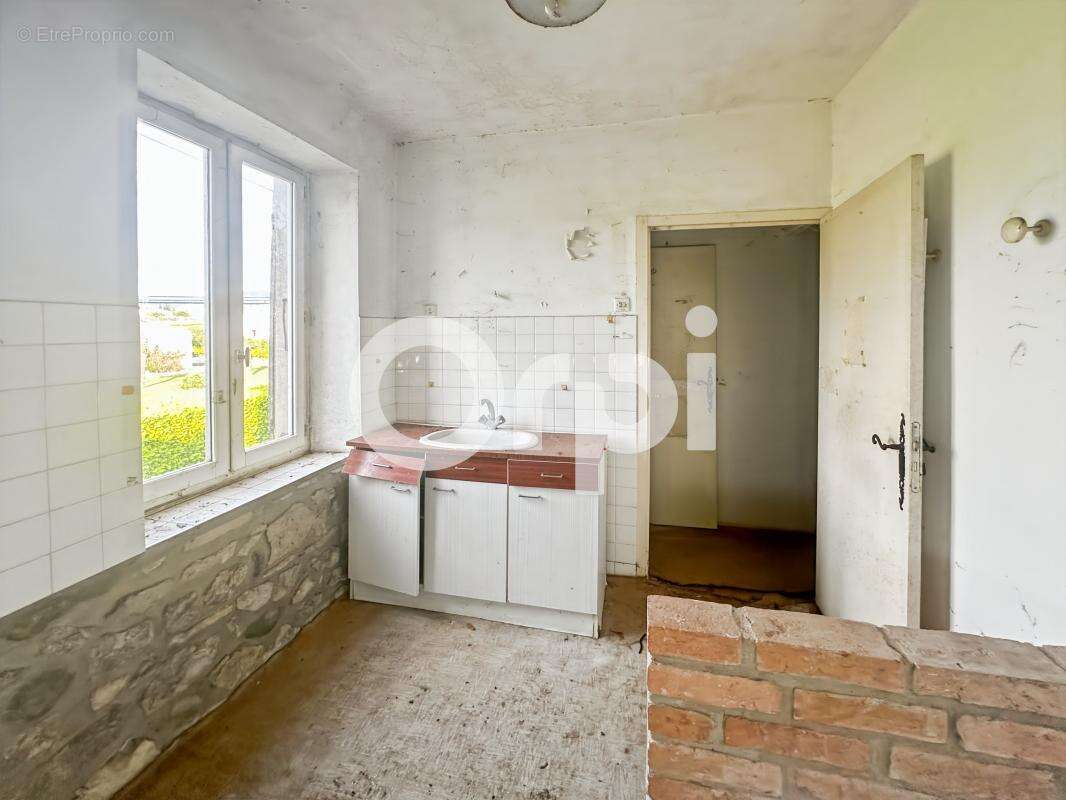 Maison à VALLON-PONT-D&#039;ARC