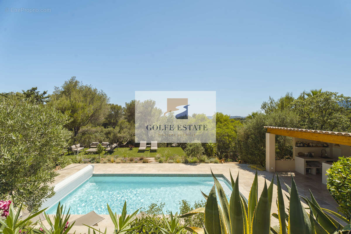 Villa vue mer rénovée, 6 chambres et plus, piscine - photo 3