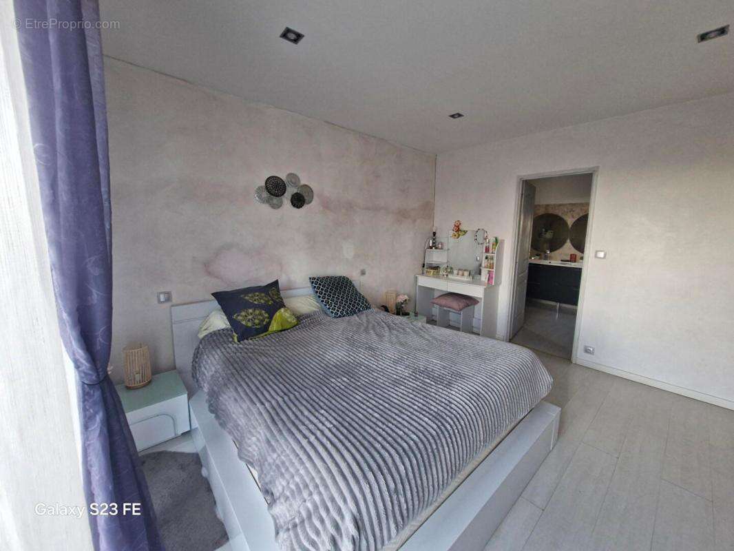 Maison à LE CANNET-DES-MAURES