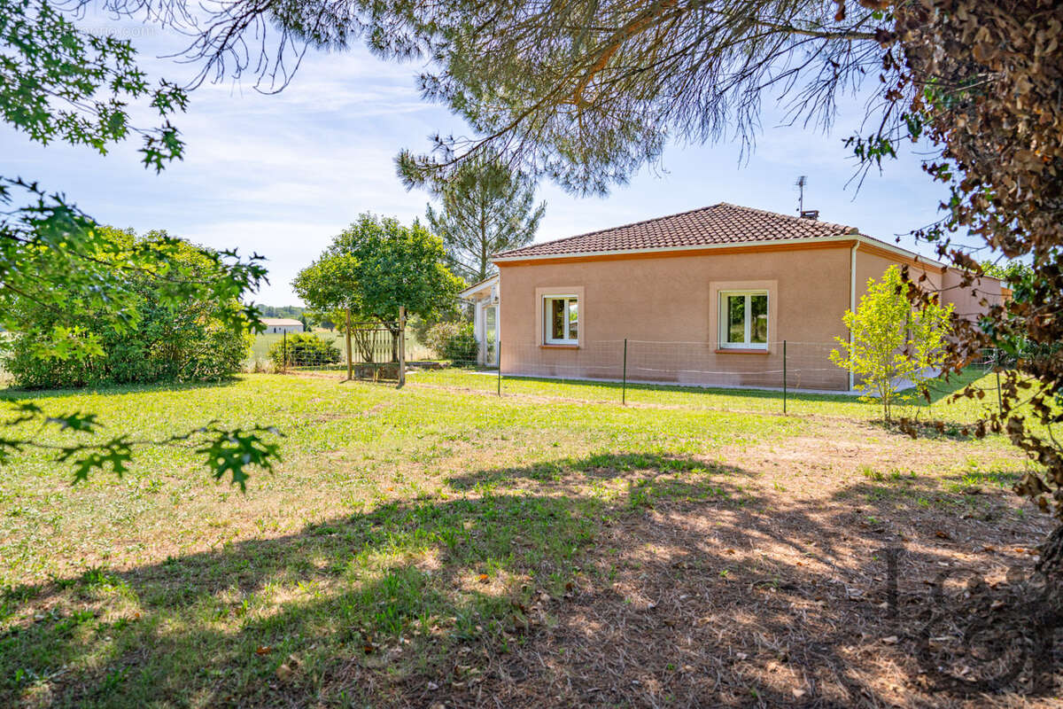 Maison à LEDAT