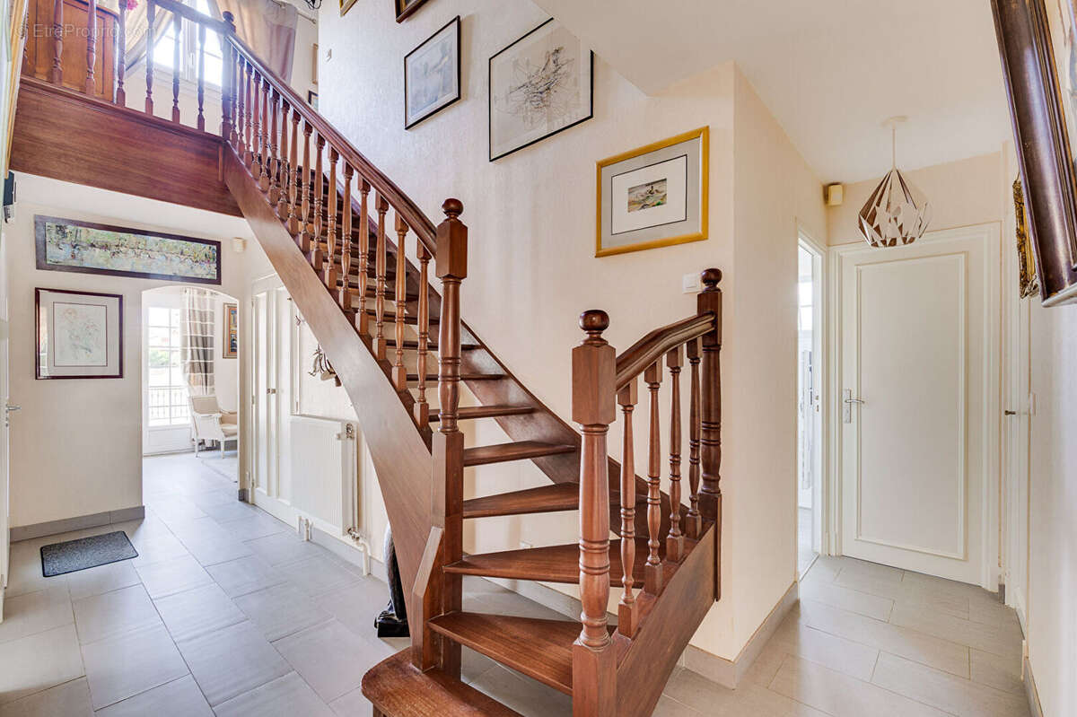 Maison 5 pièces à vendre à Pibrac - Quartier calme et bien desservi - photo 10