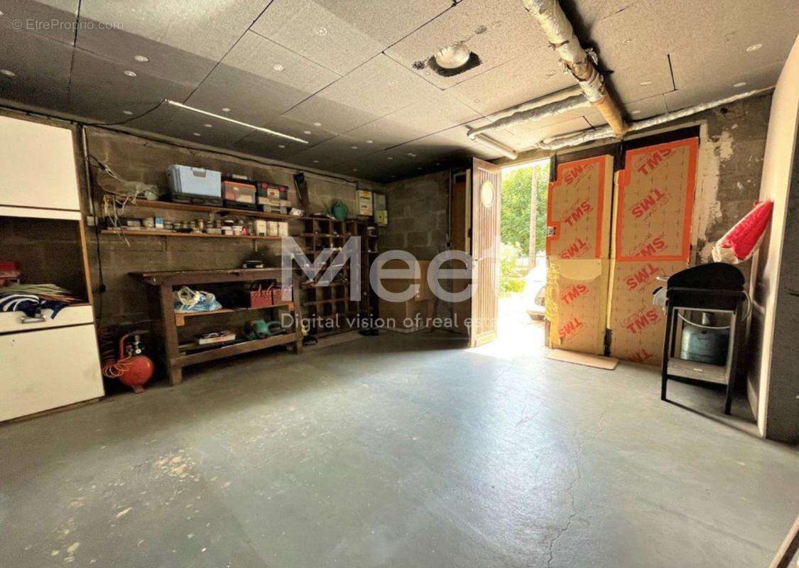 Maison à BRIENON-SUR-ARMANCON