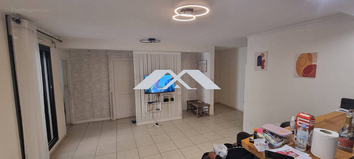 Appartement à SAINT-DENIS