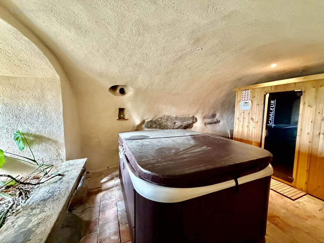 Maison à BERGONNE