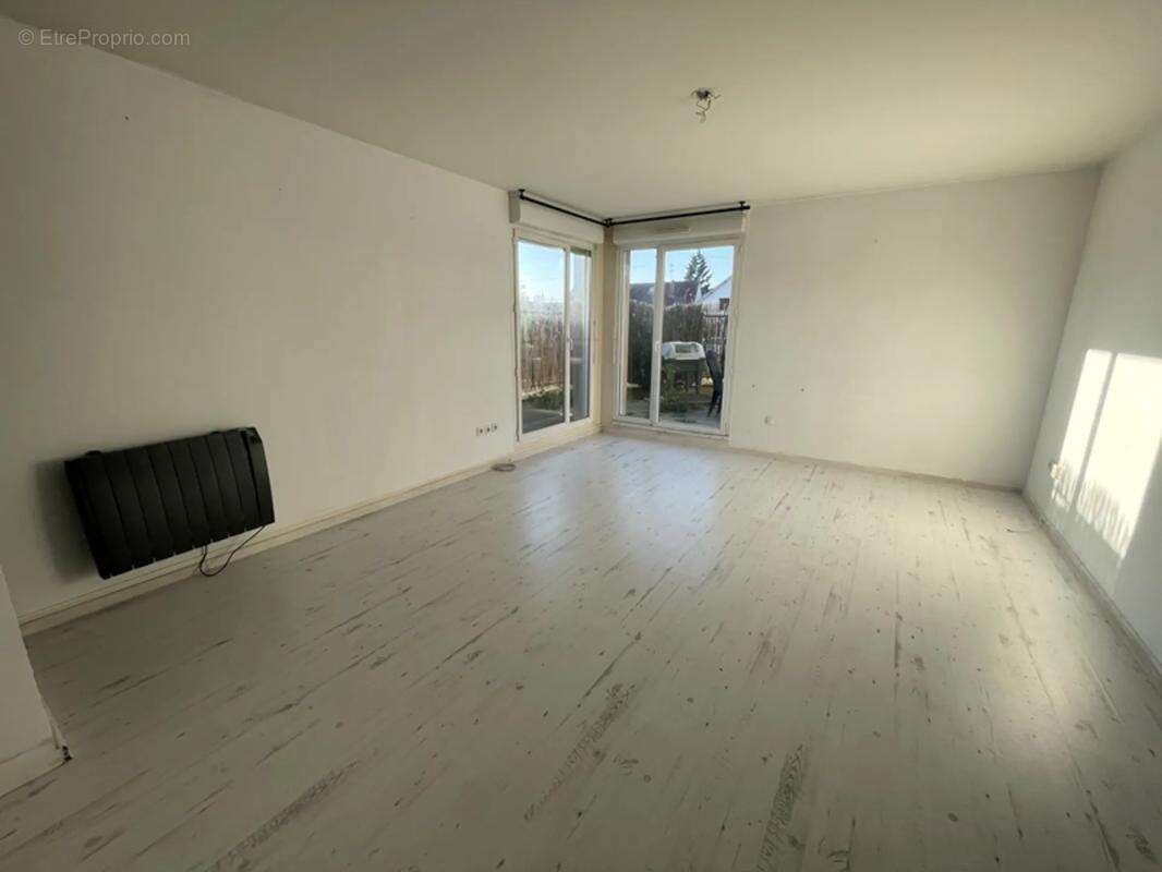 Appartement à DAMMARIE-LES-LYS