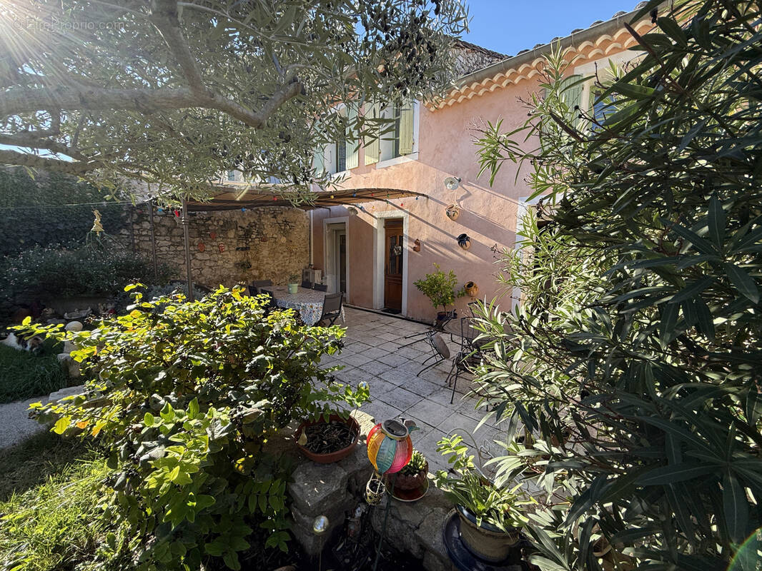Maison à CHATEAUNEUF-DU-RHONE
