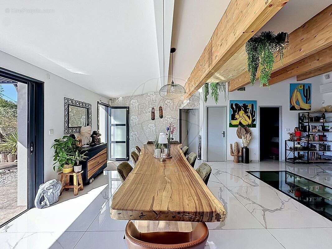 Maison à NIMES